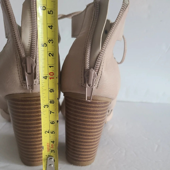 Rampage Valerie gladiator sandals sz.7,5  lace up block heel - Picture 4 of 10